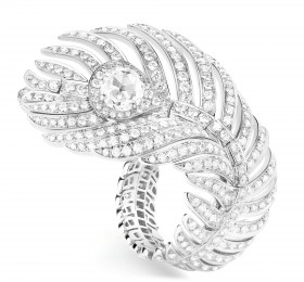 宝诗龙动物系列孔雀羽毛系列白金镶钻戒指，大型款戒指