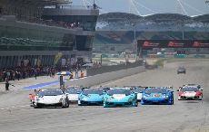 宝珀-兰博基尼Super Trofeo世界总决赛将在马来西亚雪邦展开