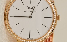 卓越风姿 Piaget Altiplano金质链带系列腕表